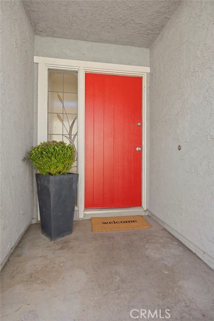 5657 Stanford Street photo 4