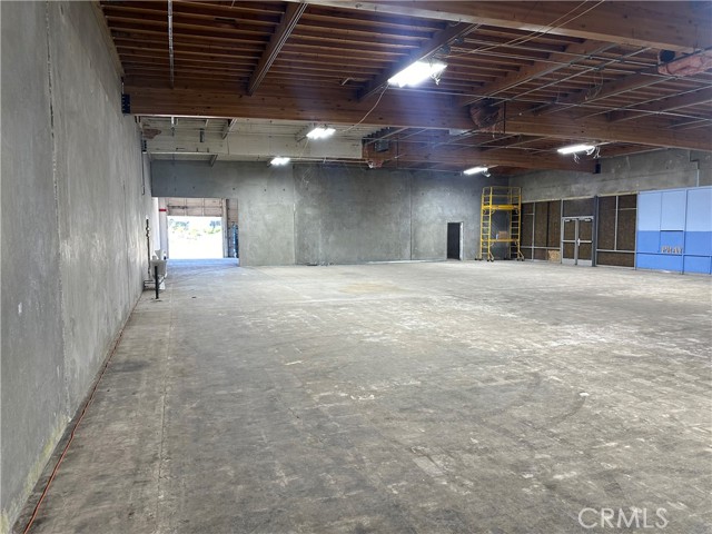 15095 7th Street, Victorville, California 92395, ,Commercial Sale,For Sale,15095 7th Street,CRIV24044327