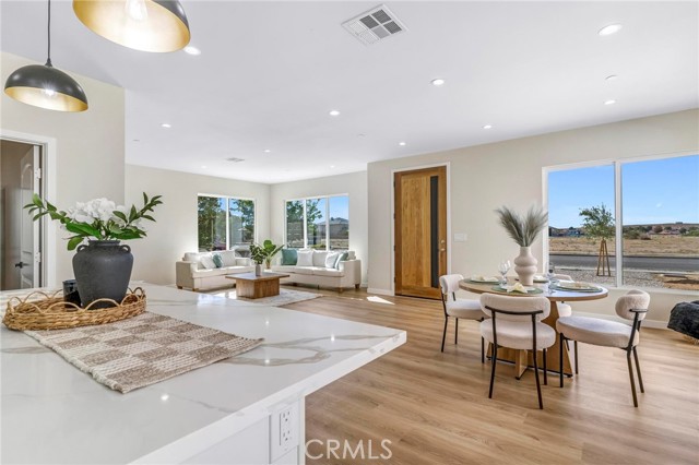 Image 19 of 50 For 26987 Lakeview Drive