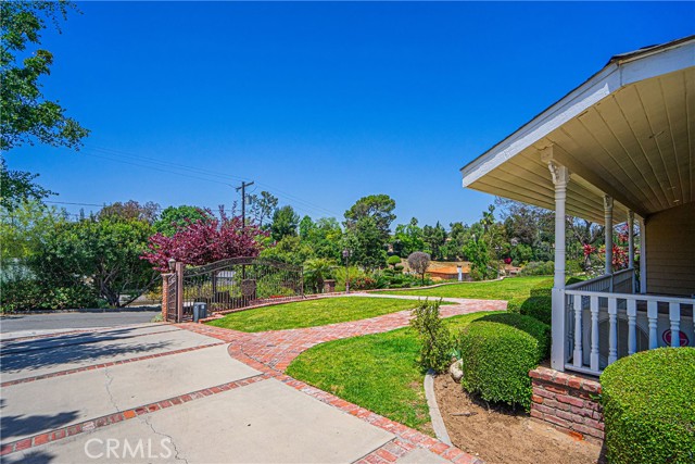 Detail Gallery Image 5 of 64 For 172 Ramona Dr, Fullerton,  CA 92833 - 5 Beds | 3 Baths