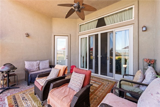 Detail Gallery Image 7 of 64 For 520 Olazabal, Hemet,  CA 92545 - 3 Beds | 3 Baths