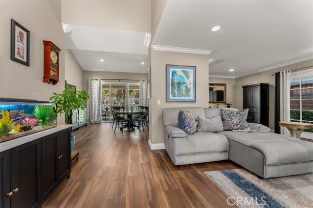 Detail Gallery Image 5 of 39 For 4772 Granada Dr, Yorba Linda,  CA 92886 - 4 Beds | 2 Baths