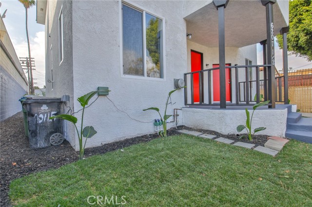 Detail Gallery Image 5 of 66 For 6207 S Figueroa St, Los Angeles,  CA 90003 - – Beds | – Baths