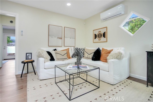 Detail Gallery Image 9 of 30 For 12441 Verdi, Marina Del Rey,  CA 90066 - 3 Beds | 2 Baths