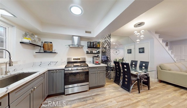 Detail Gallery Image 9 of 38 For 740 N Fairhaven, Anaheim,  CA 92801 - 2 Beds | 1/1 Baths