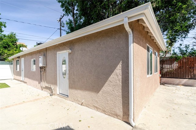 Detail Gallery Image 23 of 39 For 731 & 733 N. Alexander St, San Fernando,  CA 91340 - 5 Beds | 3 Baths