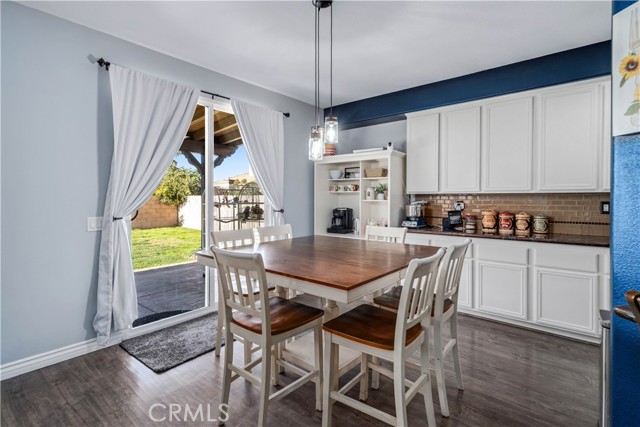 Detail Gallery Image 13 of 44 For 40271 Crestridge, Palmdale,  CA 93551 - 5 Beds | 3 Baths