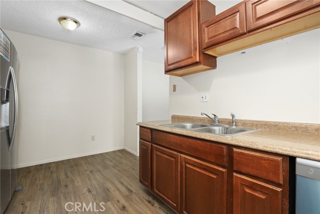 Detail Gallery Image 11 of 32 For 12828 Ramona Bld #54,  Baldwin Park,  CA 91706 - 3 Beds | 2 Baths