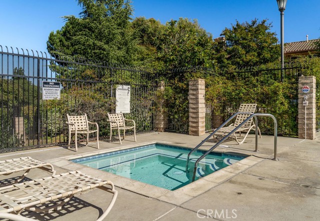 Detail Gallery Image 36 of 38 For 1360 Ashton Park Ln, Thousand Oaks,  CA 91320 - 3 Beds | 2/1 Baths