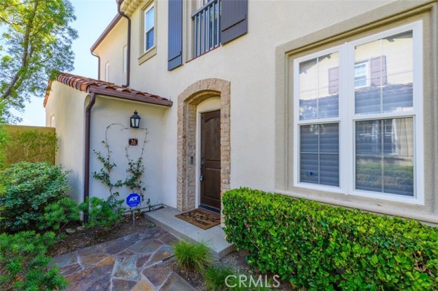 Detail Gallery Image 1 of 33 For 26 Gardenpath, Irvine,  CA 92603 - 3 Beds | 2/1 Baths