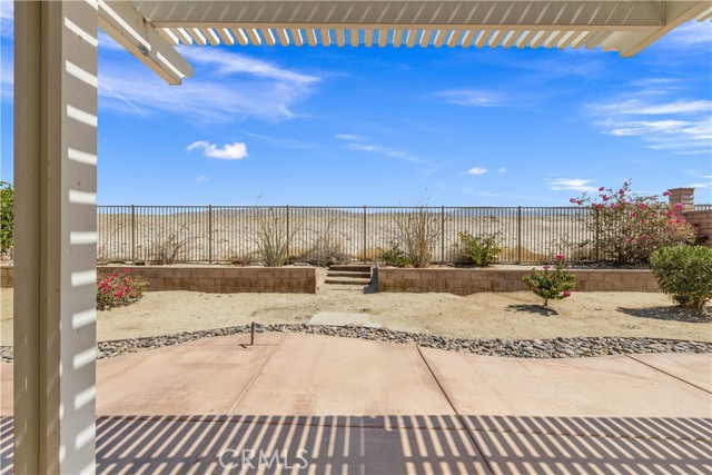Image 12 of 47 For 82746 Mount Riley Drive
