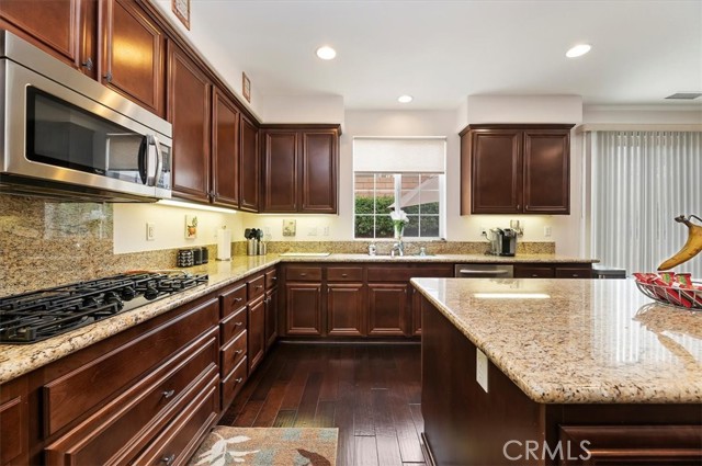 45798 Cloudburst Lane, Temecula CA: https://media.crmls.org/medias/e08fcf94-cd99-47c6-9d76-468fd0bf4adb.jpg