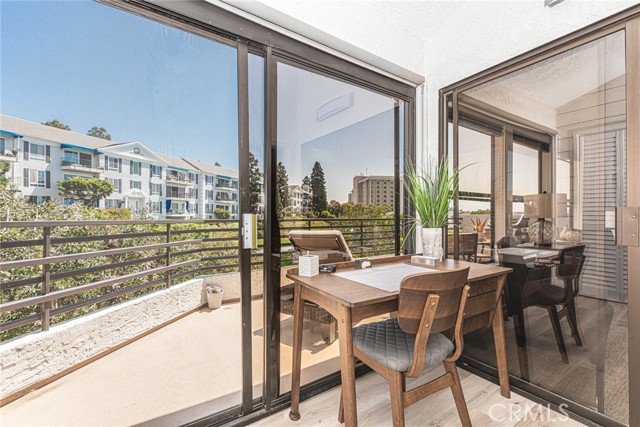 950 Cagney Lane, Newport Beach CA: https://media.crmls.org/medias/e0905a2e-3ef1-4dd7-8ff0-b56833e88193.jpg