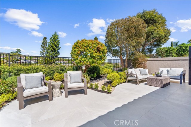Image 21 of 56 For 31346 Isle Vista