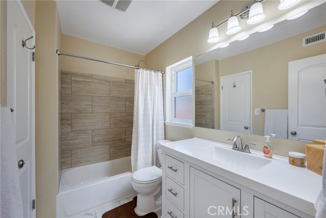 Image 37 of 63 For 1519 Victoria