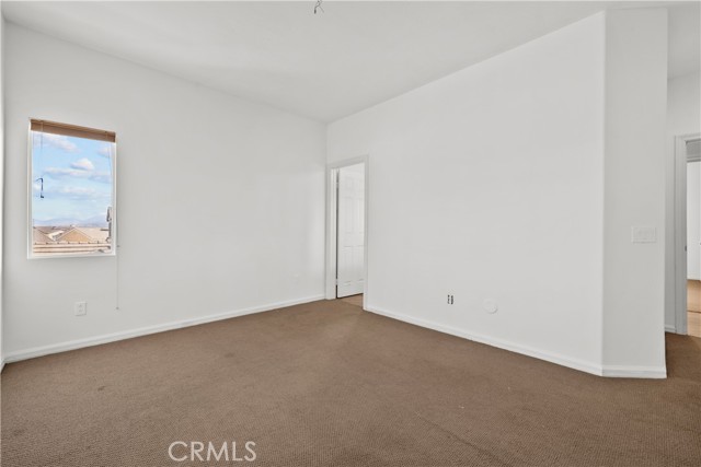2123 Coconut Place, Palmdale CA: https://media.crmls.org/medias/e0934cd3-838d-4e53-b3e0-58325fc8656e.jpg