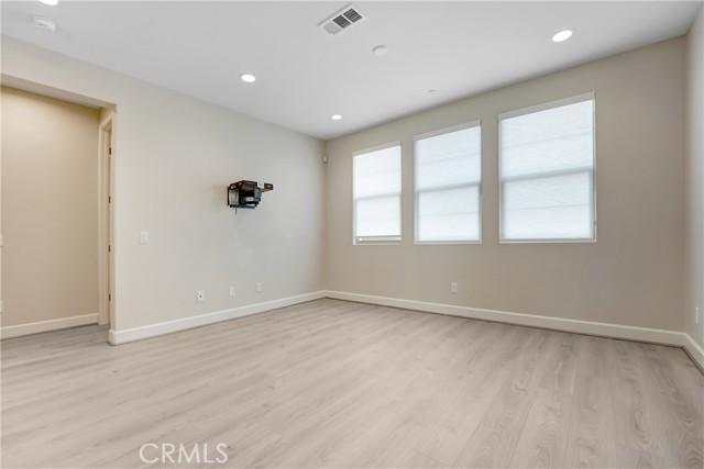 Detail Gallery Image 18 of 40 For 21201 Wildflower Way, Chatsworth,  CA 91311 - 5 Beds | 5 Baths