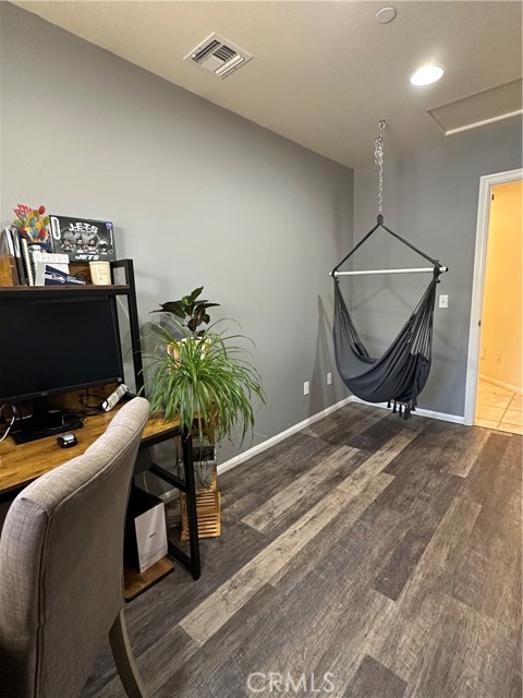 8843 San Diego Drive, Yucca Valley CA: https://media.crmls.org/medias/e09420fb-04cb-4973-baab-2488e92787ae.jpg