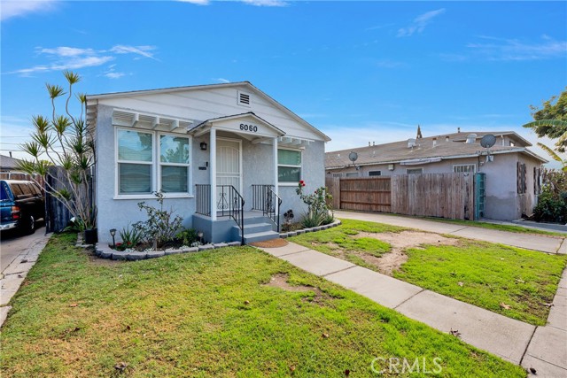 6060 Lime Avenue, Long Beach, California 90805, 3 Bedrooms Bedrooms, ,1 BathroomBathrooms,Single Family Residence,For Sale,Lime,HD25003385