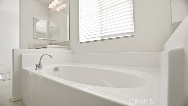 Detail Gallery Image 37 of 75 For 4727 W Vahan Ct, Lancaster,  CA 93536 - 5 Beds | 4 Baths