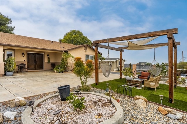 Detail Gallery Image 12 of 39 For 7233 Bel Air St, Corona,  CA 92881 - 3 Beds | 2 Baths