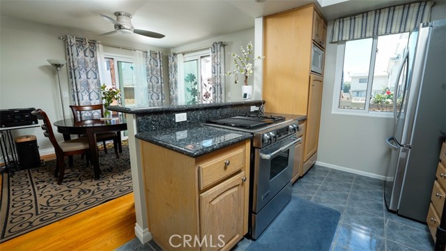2611 Ruhland Avenue, Redondo Beach, California 90278, 2 Bedrooms Bedrooms, ,2 BathroomsBathrooms,Residential,Sold,Ruhland,PW22119568