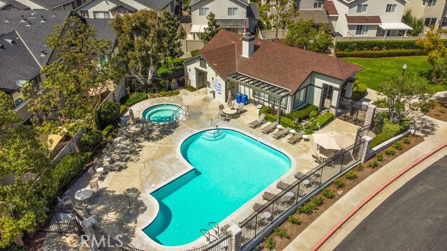 Detail Gallery Image 12 of 12 For 3521 E Berkshire Ct #B,  Orange,  CA 92869 - 2 Beds | 2 Baths