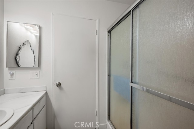 Image 21 of 37 For 4682 Maxwell Court