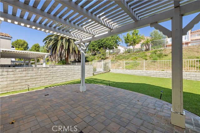 25815 Dickens Court, Stevenson Ranch CA: https://media.crmls.org/medias/e095f8e5-334f-46da-8cc9-c83b3f719140.jpg