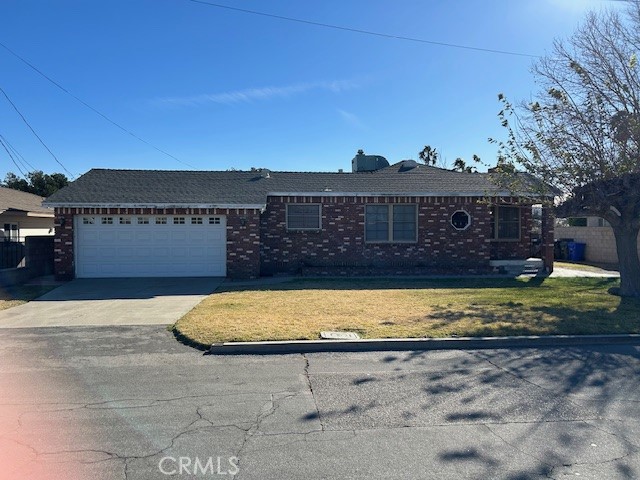 18239 Bonnie Lane, Fontana, California 92335, 3 Bedrooms Bedrooms, ,1 BathroomBathrooms,Single Family Residence,For Sale,Bonnie,IV25007244