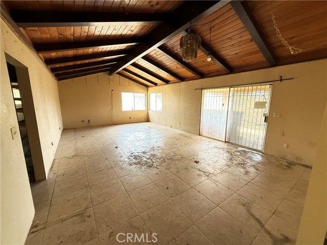 Detail Gallery Image 7 of 50 For 92324 Touche Dr, Bloomington,  CA 92316 - 3 Beds | 3 Baths