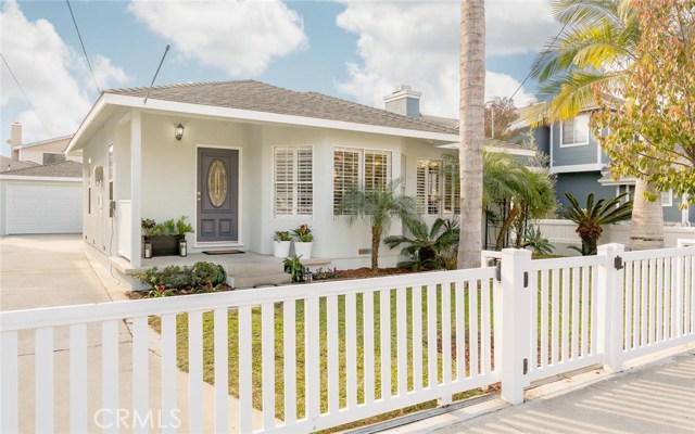 2120 Farrell Avenue, Redondo Beach, California 90278, 3 Bedrooms Bedrooms, ,2 BathroomsBathrooms,Residential,Sold,Farrell,SB17000194