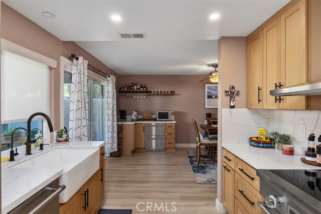 438 N Via Capri, Anaheim CA: https://media.crmls.org/medias/e09a7781-b4ab-495b-b401-c2d8ed226bd3.jpg