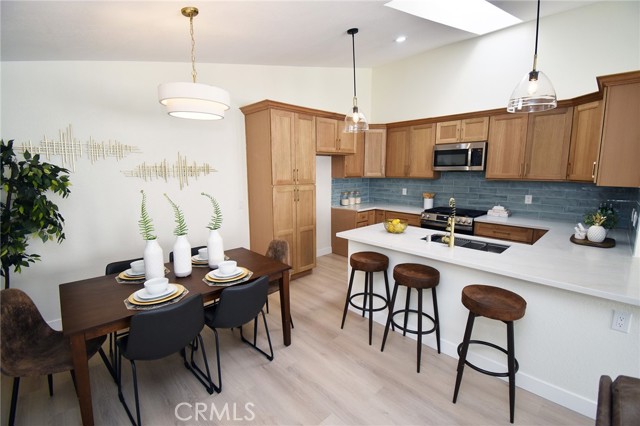 Detail Gallery Image 9 of 20 For 11022 Carlow Ct, Rancho Cucamonga,  CA 91701 - 3 Beds | 2 Baths