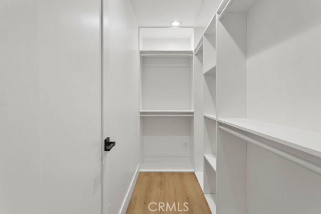 Detail Gallery Image 16 of 45 For 6091 Navajo, Westminster,  CA 92683 - 6 Beds | 5 Baths