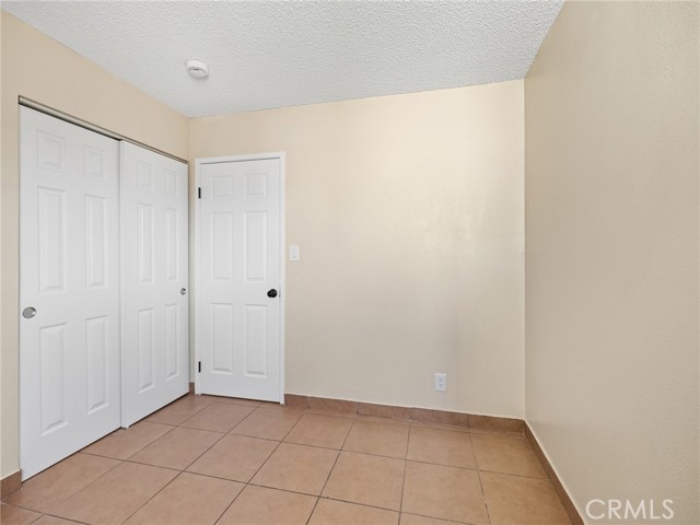 Detail Gallery Image 19 of 35 For 16615 Batson Pl, Victorville,  CA 92395 - 4 Beds | 2 Baths