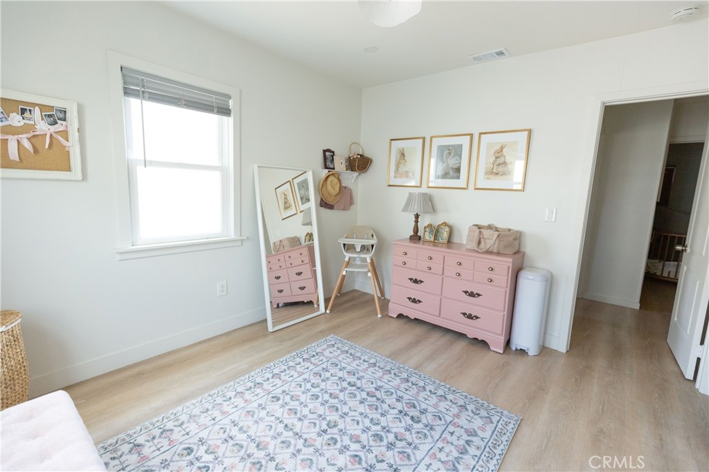 MLS #OC25221176 image #19