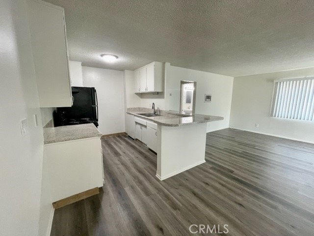 685 E Vista Chino, Palm Springs CA: https://media.crmls.org/medias/e09d02d3-c3fc-4c72-ac8c-f8fa4e84dbe5.jpg