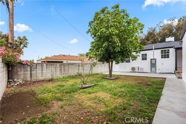 620 E Elmwood Avenue, Burbank CA: https://media.crmls.org/medias/e09d06c8-5a1e-47b7-98f8-158393160647.jpg