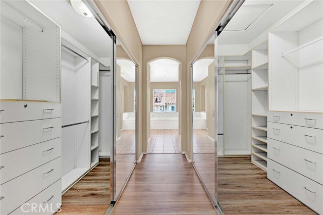 23261 Castle Rock, Mission Viejo CA: https://media.crmls.org/medias/e09d3fed-35fb-49da-91fe-be10f040894c.jpg