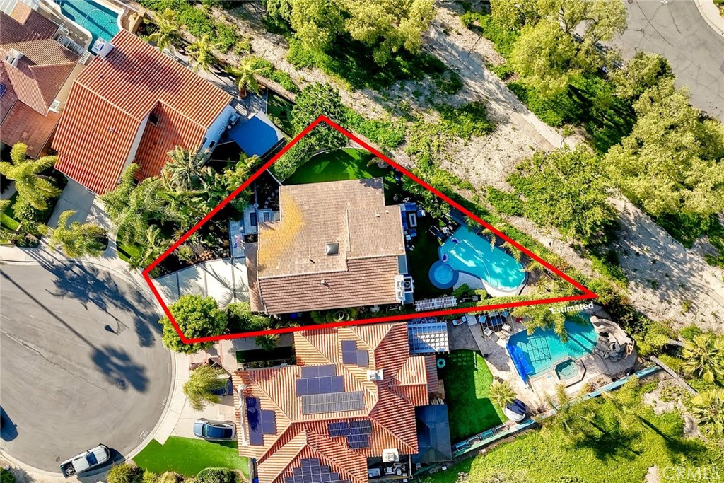 https://media.crmls.org/medias/e09dad68-555b-4808-a987-0c18837218ef.jpg?preset=X-Large