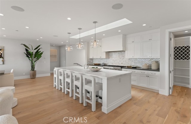 1501 Serenade, Corona del Mar CA: https://media.crmls.org/medias/e09e22f9-70f6-418b-8ad0-211028f0996e.jpg
