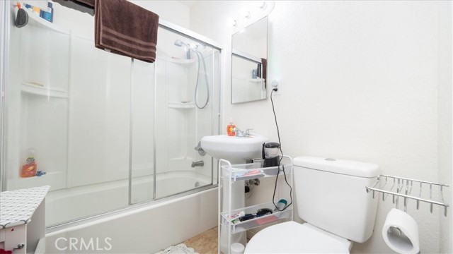 226 E California Street, Ontario CA: https://media.crmls.org/medias/e09ed34e-ba69-4593-8dbc-83db7ec8722a.jpg