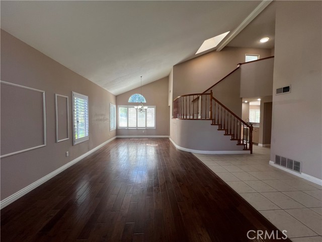 Detail Gallery Image 4 of 44 For 3480 Mountainside Cir, Corona,  CA 92882 - 4 Beds | 2/1 Baths