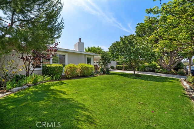 13782 Gershon Place, North Tustin CA: https://media.crmls.org/medias/e09f4f10-8157-4d80-8f5b-35aea22c706e.jpg