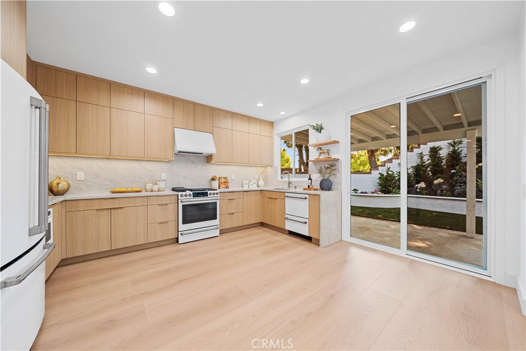 MLS #OC25275934 image #6