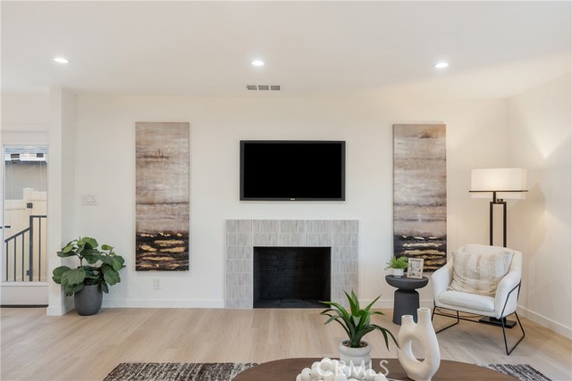 6893 San Bruno Drive, Buena Park CA: https://media.crmls.org/medias/e0a0069c-c9c0-4a0f-961e-3e1c7b846f4d.jpg