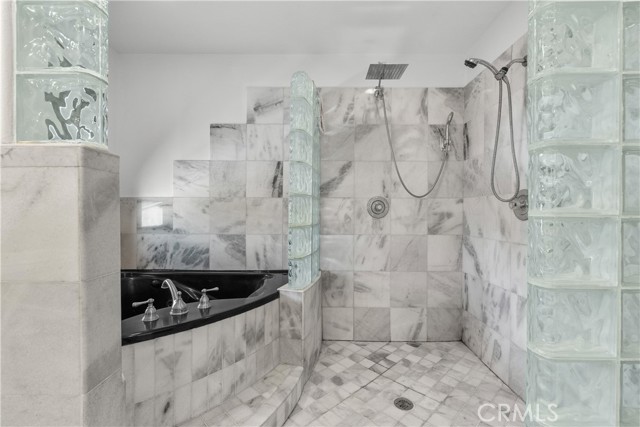 Detail Gallery Image 17 of 40 For 561 S Ventu Park Rd, Newbury Park,  CA 91320 - 5 Beds | 5 Baths
