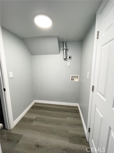 Detail Gallery Image 5 of 30 For 880 N Campus Ave #D,  Upland,  CA 91786 - 3 Beds | 1/1 Baths