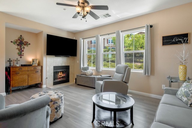 Detail Gallery Image 9 of 19 For 15333 Oak Tree Dr #110,  Lake Elsinore,  CA 92532 - 2 Beds | 2 Baths